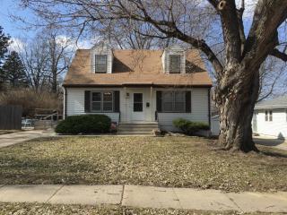 4902 62nd St, Omaha, NE 68104-2011