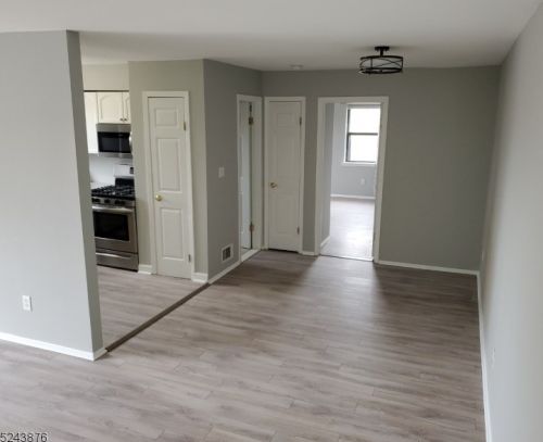 602 Nottingham Way, Flemington, NJ 08822-1841