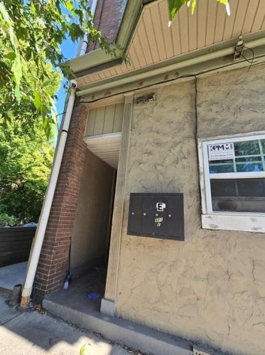 152 Hamilton St, Allentown, PA 18101-1912