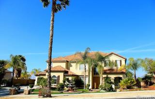 17059 Grove Dr, Riverside, CA 92503-6747