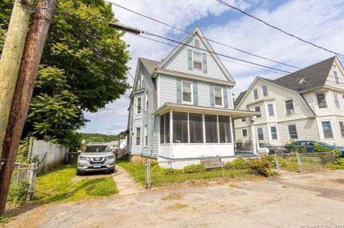 8 Patterson Ct, Waterbury, CT 06704-1711