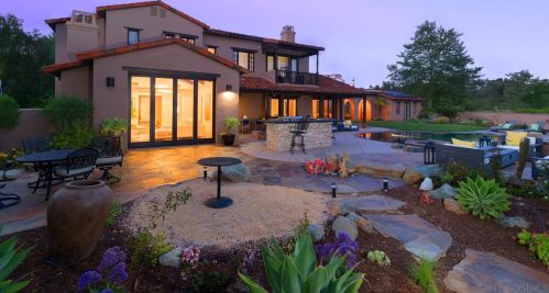 8204 Caminito Santaluz, San Diego, CA 92127-2535