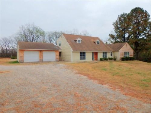 20135 Stream Hollow Ln, Tecumseh, OK 74873-5261