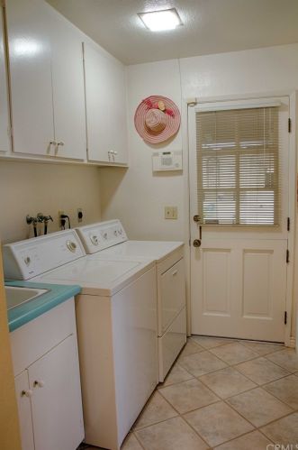 11491 Plantero Dr, Santa Ana CA 92705-3108 exterior