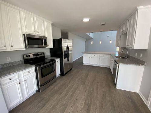 715 Broderick Cir, Warner Robins GA  31088-2415 exterior