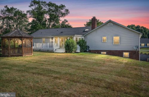 228 Maple Dr, Madison, VA 22727-4260
