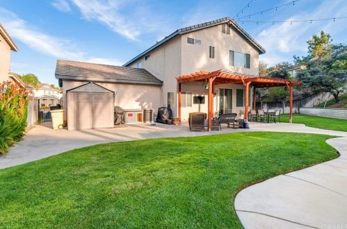5531 Applecross Dr, Riverside CA  92507-6412 exterior