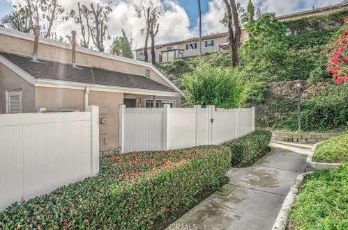 1330 Evergreen Dr, Cardiff By The Sea, CA 92007-1036
