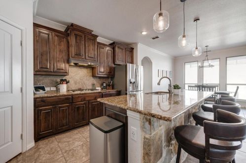 6825 San Luis Trl, Fort Worth TX  76131 exterior