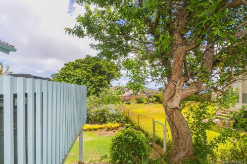 1069 Kaumoku St, Honolulu HI  96825-1307 exterior