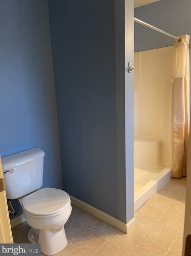 17 Spg Vw St, Carlisle PA 17013-4460 exterior