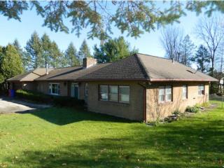 5891 Shelburne Rd, Shelburne VT  05482-6505 exterior