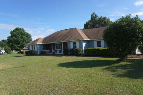 204 Cliff Howard Dr, Warner Robins, GA 31088-6463