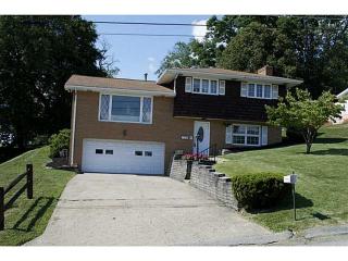 17 Old York Rd, Washington, PA 15301-6211