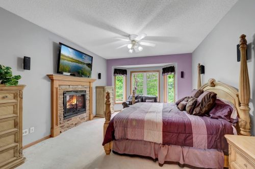 731 Heron Ave, Saint Paul MN  55128-5384 exterior