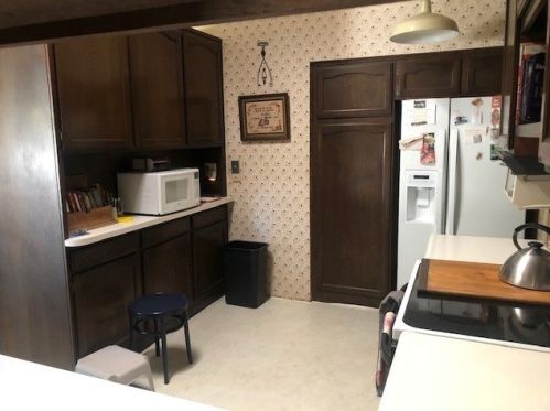 3777 Lockerbie Ln, Glendale CA 91208-1027 exterior