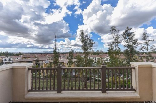 120 Long Fence, Irvine CA  92602-1807 exterior
