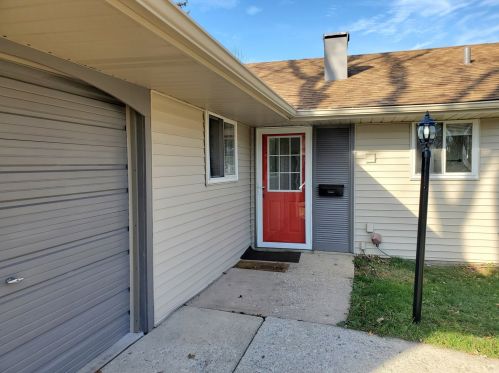 172 Vantroba Dr, Glendale Heights, IL 60139-2739