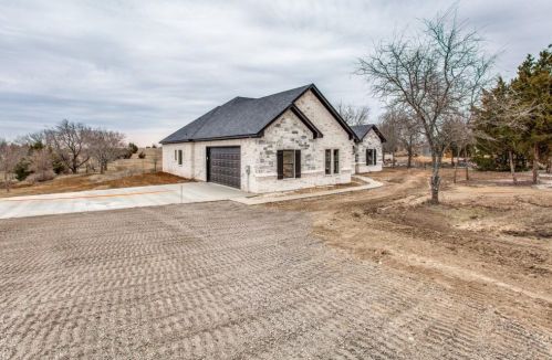 154 Old Decatur Rd, Decatur, TX 76234-6346