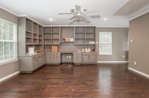 2621 Boyd Ave, Fort Worth TX  76109-1024 exterior