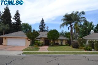 2446 Cottonwood Cir, Visalia, CA 93277-8657