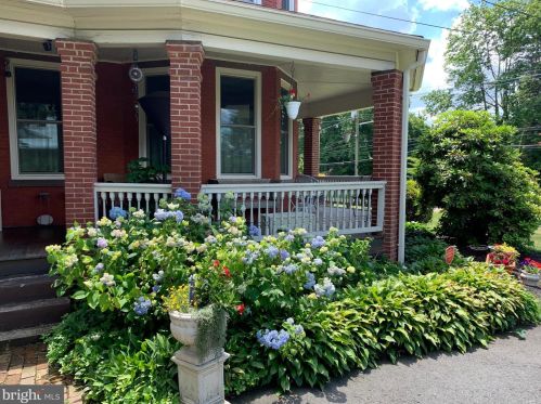 532 Grand Ave, Trenton, NJ 08628-2911