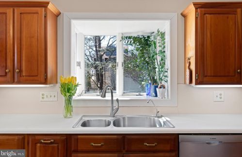 33 Wilton St, Princeton NJ  08540-5340 exterior