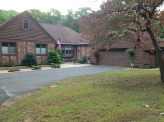 942 Arbutus St, Middletown, CT 06457-5123