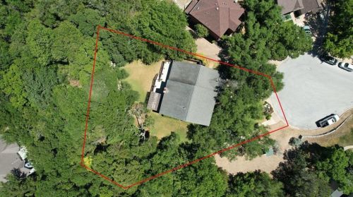3918 Caney Crk Rd, Austin TX  78732-2216 exterior