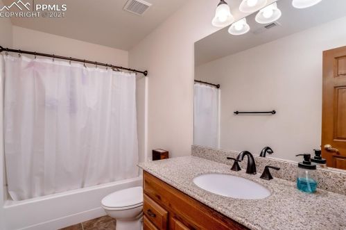 1148 Frst Hl Rd, Woodland Park CO 80863-1219 exterior