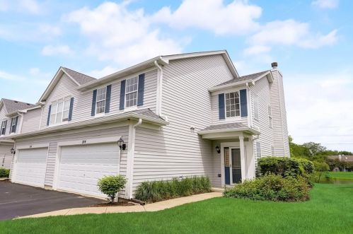 844 Donelson Ct, Naperville, IL 60563-4229
