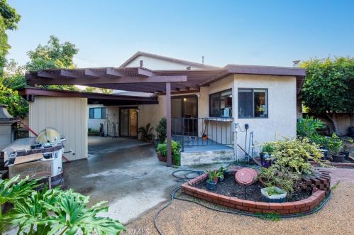 16530 Mount Cook Cir, Santa Ana CA  92708-2433 exterior