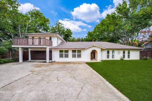 120 Bluebonnet Dr, Lewisville, TX 75077-6802