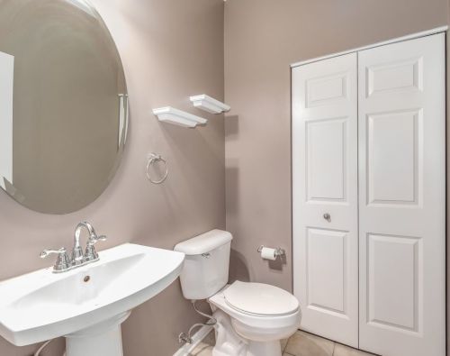 722 James Dr, Pingree Grove IL  60140-8291 exterior