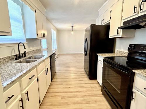 442 Long Branch Rd, Gilbert, SC 29054-9691