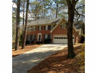 2829 Thornridge Dr, Atlanta, GA 30340-5127