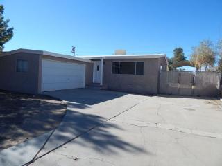 333 Warner St, Ridgecrest, CA 93555-3643