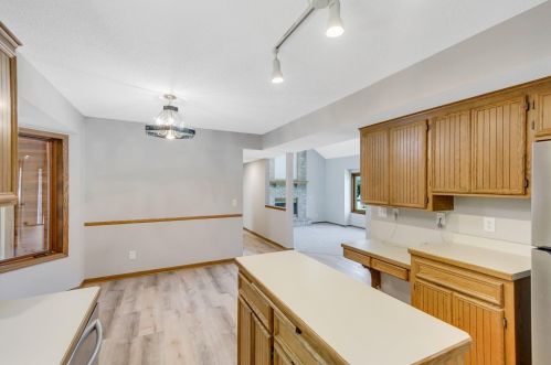 663 Bridle Ridge Rd, Saint Paul MN  55123-1679 exterior