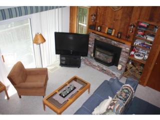 24 Panaway Dr, Ellsworth, NH 03223-5005