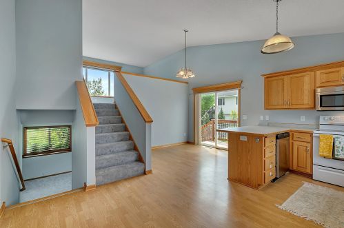 1204 Knickerbocker Ct, Sartell, MN 56377-4400