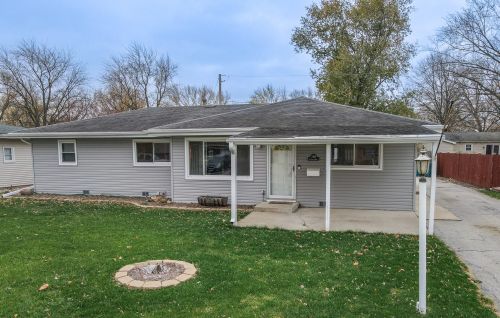 300 Pfitzer Dr, Bradley, IL 60915-1135