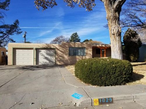 1029 California St, Albuquerque, NM 87108-4913