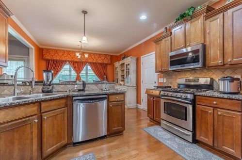 3307 Rockingham Ct, Conyers GA  30094-3815 exterior