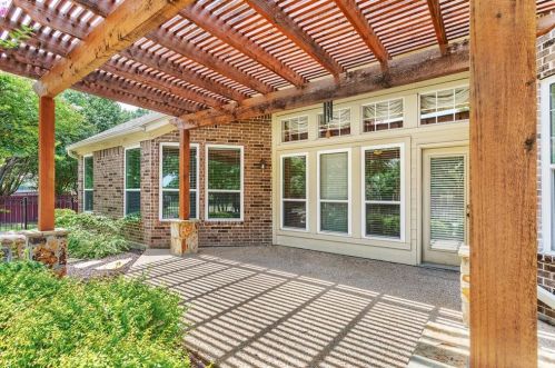 1726 Morning Glory, Carrollton TX 75007-1420 exterior