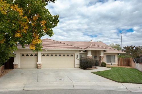 1200 Van Demark Ct, Gridley, CA 95948-2050