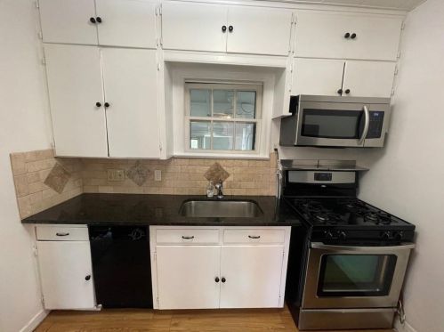 1028 43 St, Austin TX  78751-4415 exterior