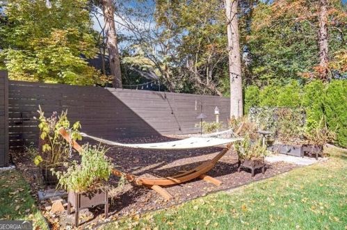 1104 Citadel Dr, Atlanta GA  30324-3816 exterior