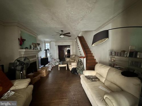 6215 Chestnut St, Philadelphia, PA 19139-2906