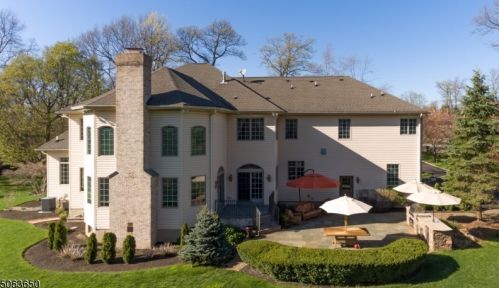 27 Forest Hill Dr, Sparta, NJ 07871-3037