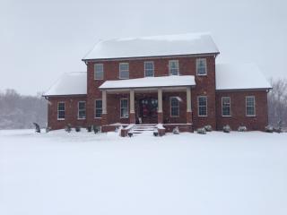 2115 Port Royal Rd, Adams, TN 37010-4960